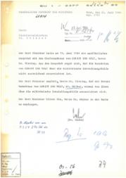 Austausch zwischen dem BMVg und dem Redakteur von „Christ und Welt“ über einen geplanten Artikel zur „militärischen Entwicklungshilfe“ in Afrika, Juni/Juli 1964.